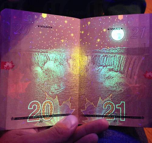 加拿大、中國護照暗藏秘密 一照現真身