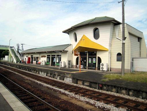 可愛？古怪？ 日本 10 個造型獨特的車站