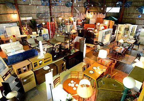 別以為舊貨店一定是殘殘舊舊的，店員消毒過才放上貨架的。(圖︰clubnets)