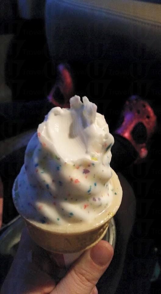 網友笑指雪糕就像洗衣粉一樣。 (圖︰reddit) 網友笑指雪糕就像洗衣粉一樣。 (圖︰reddit)