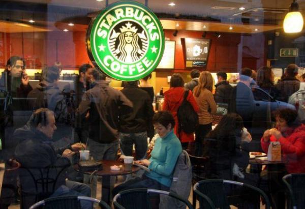 Starbucks店員其實不介意你在店內坐足一整天！(圖︰dailymail)