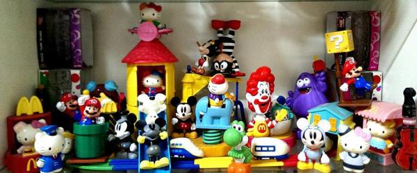 有時候我們都覺得開心樂園餐的玩具好得意。(圖︰toysdaily) 有時候我們都覺得開心樂園餐的玩具好得意。