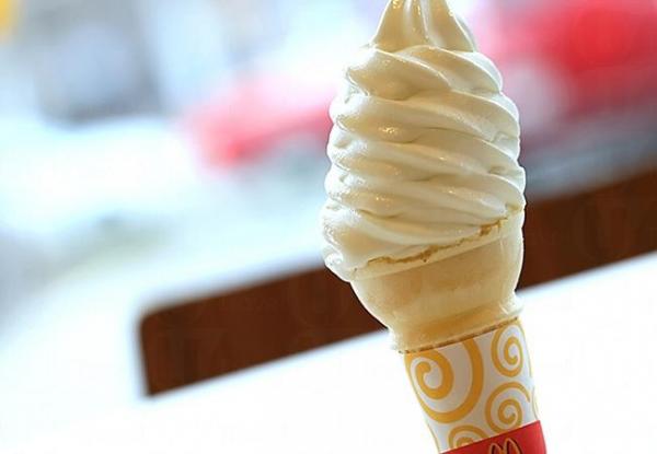 我們唧軟雪糕技術很好。(圖︰healthyfastfood) 我們唧軟雪糕技術很好。