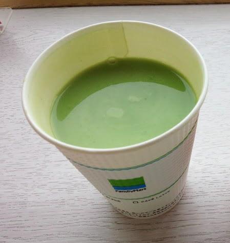 Green Tea Latte大比拼！ 日本FamilyMart挑戰Starbucks的結果是...