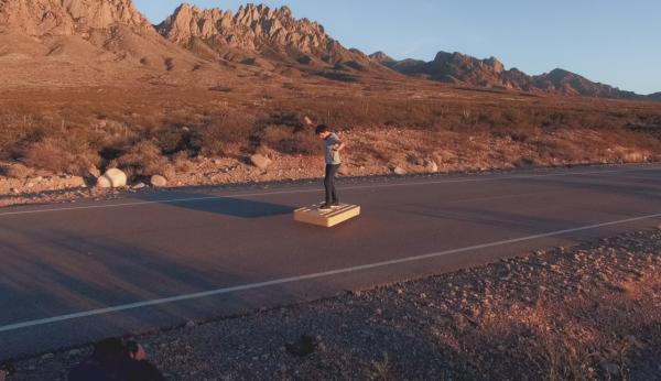 全球勁創新！懸浮式飛行板 一嘗飛天滋味