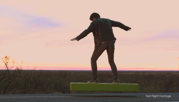 全球勁創新！懸浮式飛行板 一嘗飛天滋味