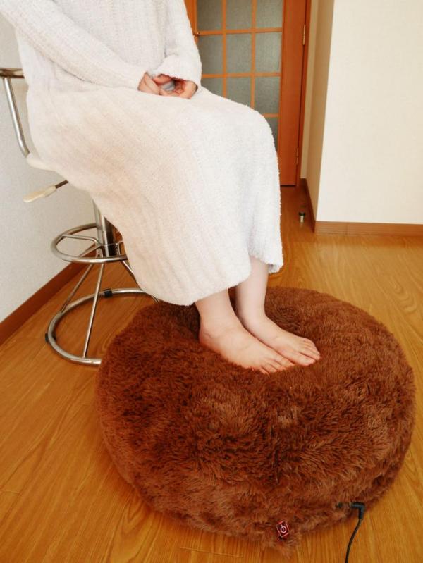 日本毛茸茸發熱坐墊 冬天懶在家腳掌都可以暖暖的