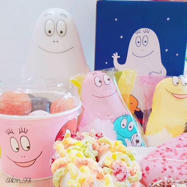 可愛到要尖叫!韓國Dunkin' Donuts新品 棉花糖精靈Barbapapa冬甩、小夜燈