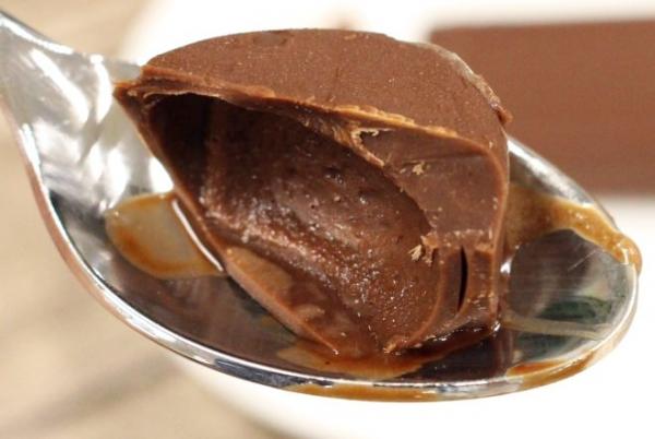 HK一條！ 日本7mm超厚比利時朱古力皮雪糕批