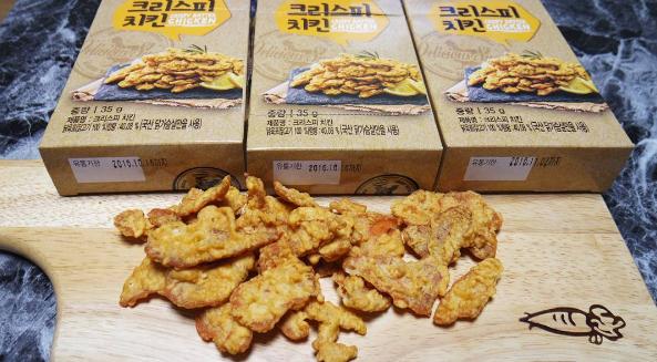 食左即變「炸雞大人」！ 韓國便利店人氣小吃 100%雞肉製造炸雞脆片　