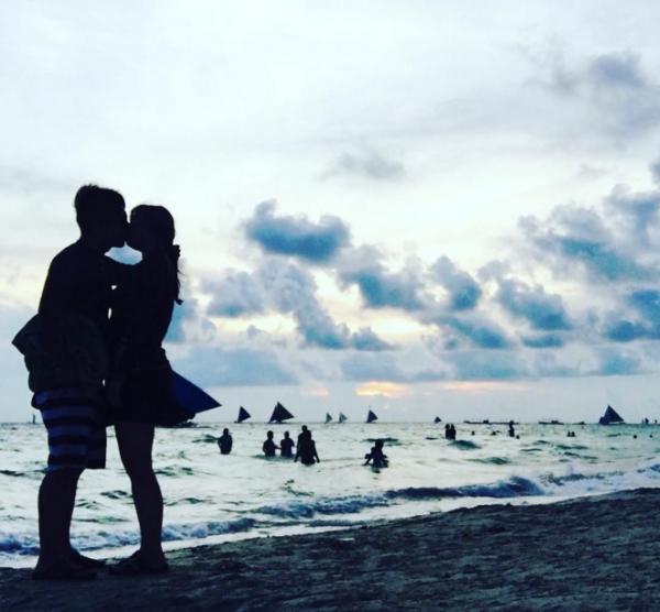 沒想過可以這樣拍! 韓國情侶9款創意生活照 第2款超搞笑!