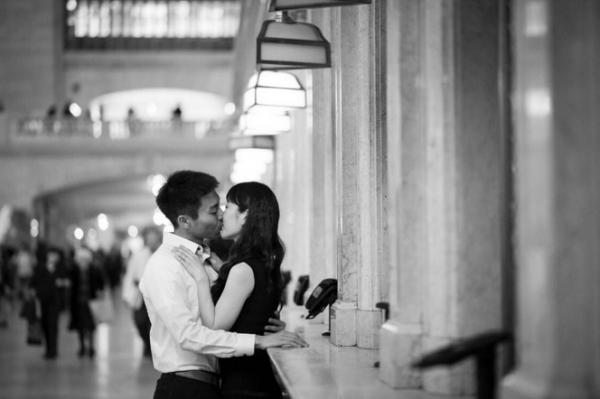 沒想過可以這樣拍! 韓國情侶9款創意生活照 第2款超搞笑!