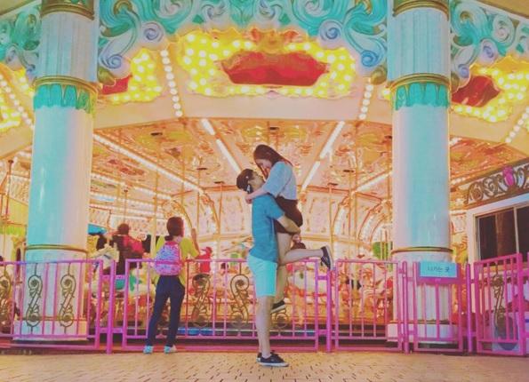 沒想過可以這樣拍! 韓國情侶9款創意生活照 第2款超搞笑!