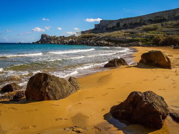 一嘗踏上彩虹的滋味! 全球最美10色沙灘