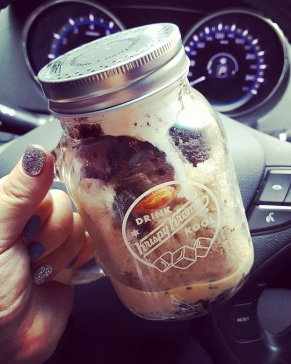 史上最邪惡甜品！ 韓國2款巨型魔鬼奶昔、shake shake刨冰