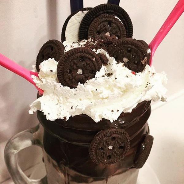 史上最邪惡甜品！ 韓國2款巨型魔鬼奶昔、shake shake刨冰