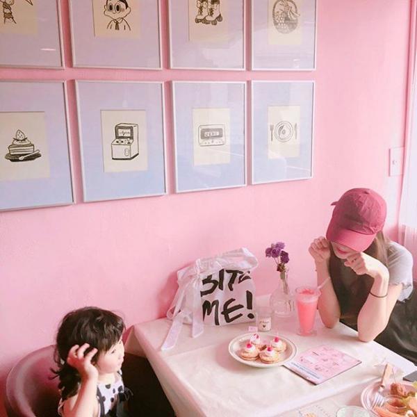粉紅控尖叫吧！ 4大韓妹必嘆夢幻粉色系咖啡店