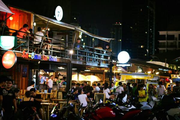 年輕人必逛！ 曼谷美食天堂人氣夜市