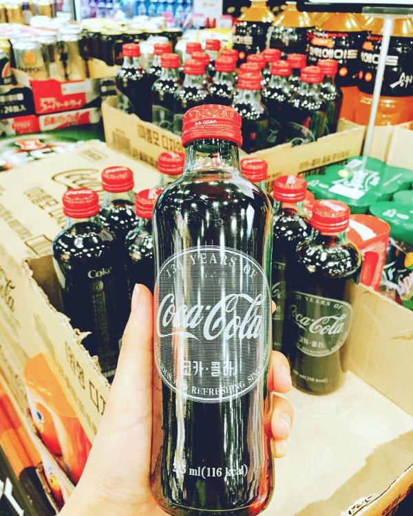 韓國可口可樂人氣新品 130週年復古玻璃樽、奧運限定版金杯超亮眼!