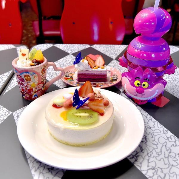 闖入愛麗絲世界！ 東京迪士尼超夢幻愛麗絲主題餐廳