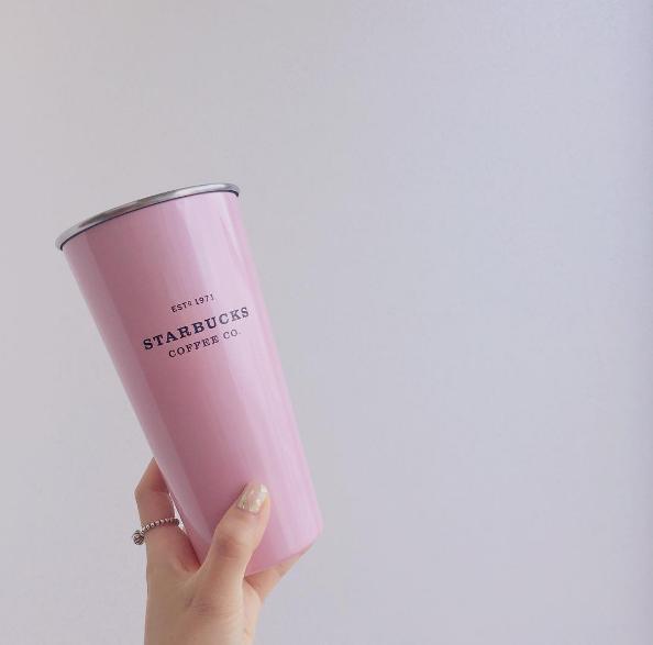 延續夢幻少女情懷！ 韓國Starbucks新推2系列粉色杯