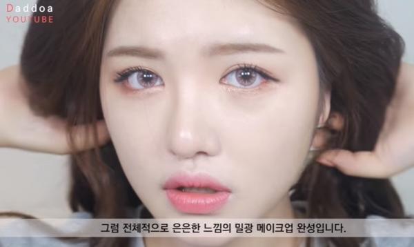 懶人恩物！3秒畫好咬唇妝 韓國水潤Jealousy Lipstick　