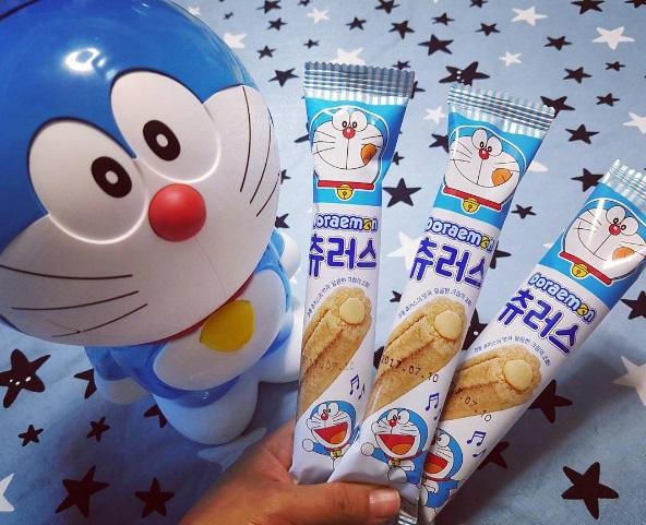寶物就在這裡！ 韓國7-11新推外脆內軟多啦A夢Churros