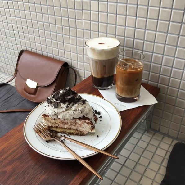 台灣奶茶文化已經傳到這裡？ 韓國質感玻璃樽裝「皇家奶茶」