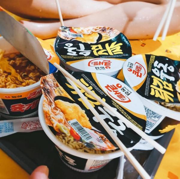 仲買「辛拉麵」已經Out喇！ 韓國人家中必備的7款公仔麵