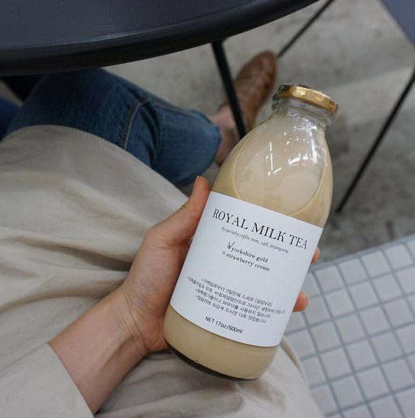 台灣奶茶文化已經傳到這裡？ 韓國質感玻璃樽裝「皇家奶茶」