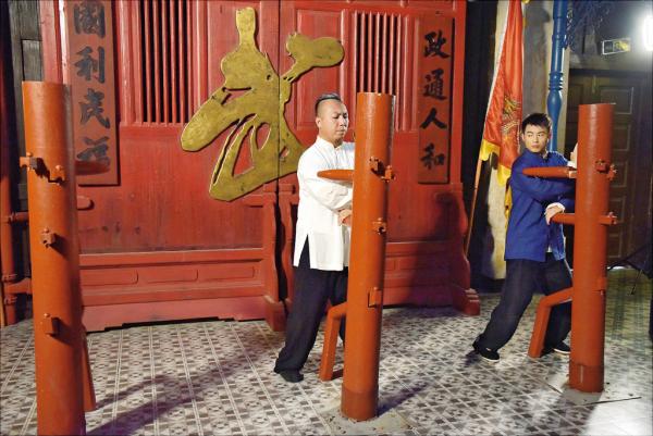 走入電影場景 影足一日 馮小剛電影公社