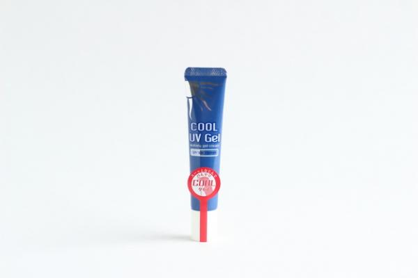 日本100円店最新防曬啫喱「UV Gel」 50度防曬加底妝，化妝搽一層就得！