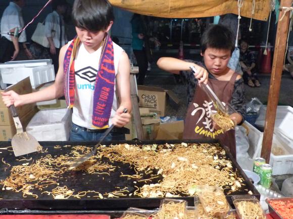 日本都有「美食夜市」！夏天不能錯過 食勻7大日本街頭小食！