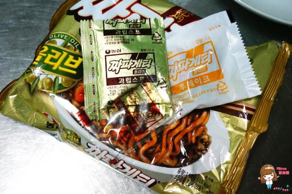 【韓國必買】2016冰品飲料泡麵篇 養樂多冰沙 小熊瓶 火雞辣拌麵 星巴克巧克力牛奶布丁