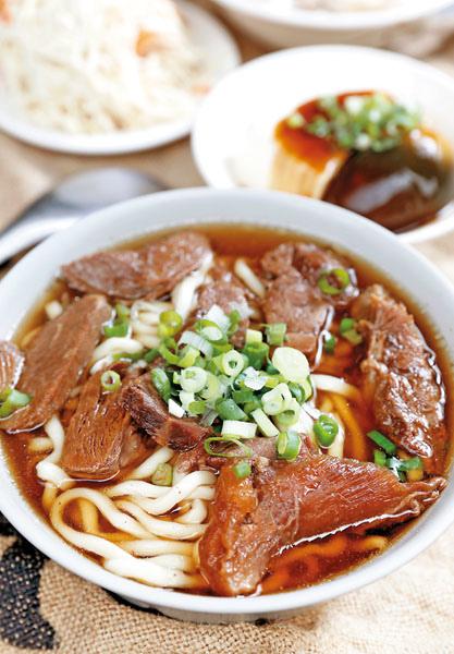 【揪是要食西門町】在地人推薦！ 西門町TOP 10必吃美食+甜點