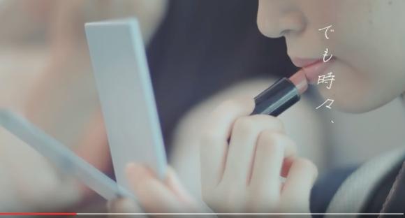 日本電車廣告「女性在車廂化妝有損尊嚴」 惹公關災難