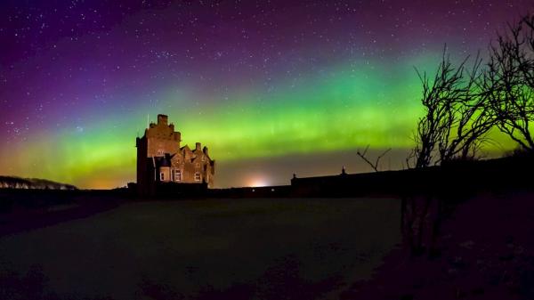 無需去芬蘭 在英國這些地方也可以看到北極光!