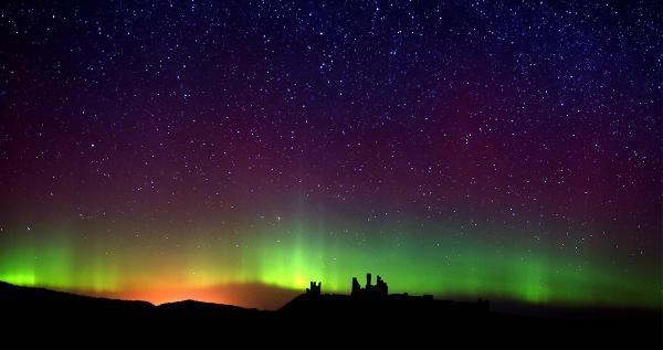 無需去芬蘭 在英國這些地方也可以看到北極光!