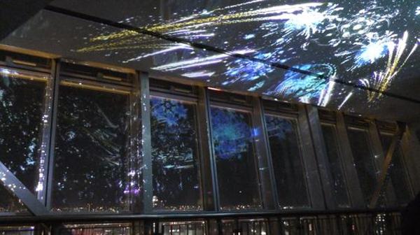 大阪夢幻倒數 上 60 樓睇 3D 投影 Show