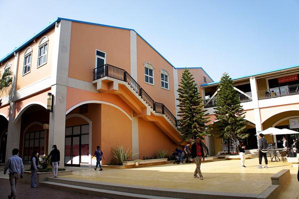 全台最大！台中最新 Outlet 食買玩瞓樣樣齊 