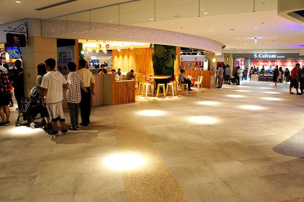 全台最大！台中最新 Outlet 食買玩瞓樣樣齊 