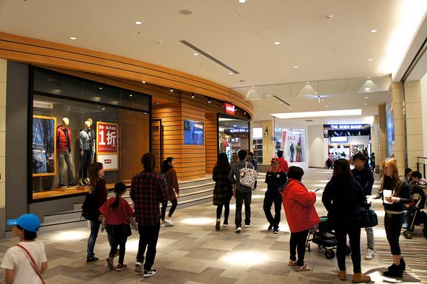 全台最大！台中最新 Outlet 食買玩瞓樣樣齊 