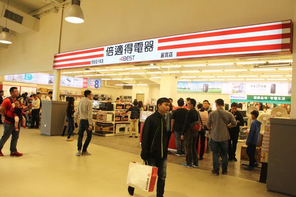 全台最大！台中最新 Outlet 食買玩瞓樣樣齊 