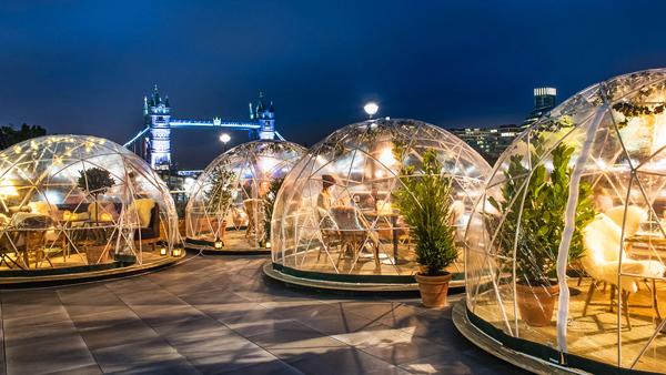 玻璃球天幕餐廳 睇盡倫敦夜景 
