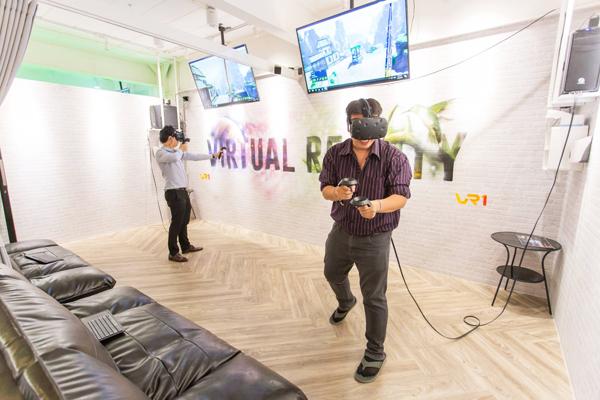 全泰國首間 VR Cafe 開張 任玩 360 度超逼真遊戲
