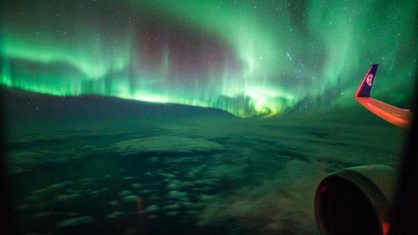 終極追光！新西蘭包機 半空欣賞南極光