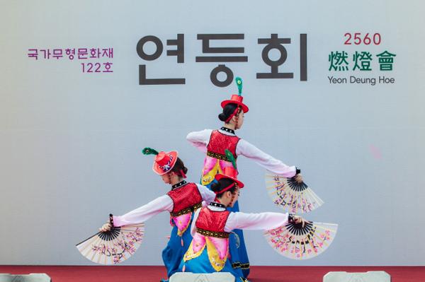 2017 韓國燃燈節 照亮整個首爾 
