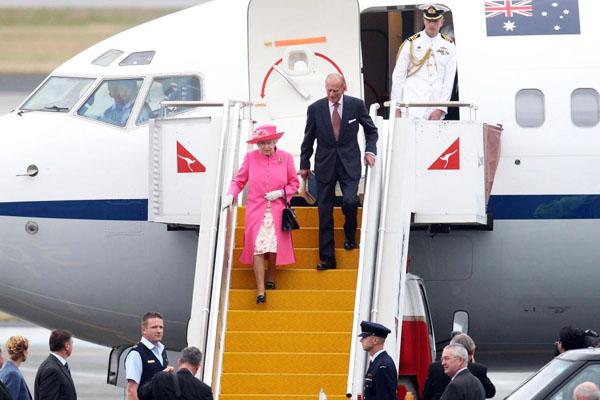 英國皇室出埠 6 件事 凱特外訪搭民航機？