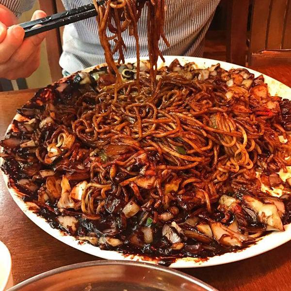 大胃王之旅 去韓國挑戰超大分量食物