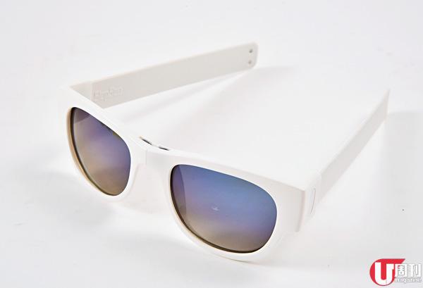 Slapsee Sunglasses 9 @OUTDOOR LIVING 玩水點可以唔戴番副超呢？呢款太陽眼鏡的鏡臂用小時候「啪啪」手鐲設計，一指便可牢牢捲實在手臂上，拉直戴上後，輕輕一 cli